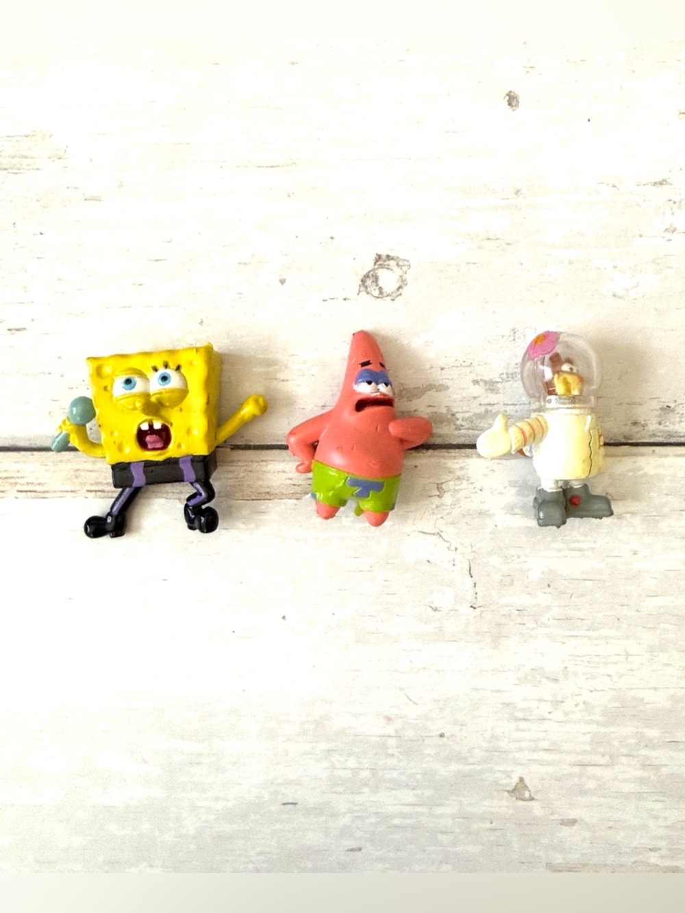 Spongebob SquarePants Mini Figures Set of 3 Patrick Star Sandy Squirrel Toys